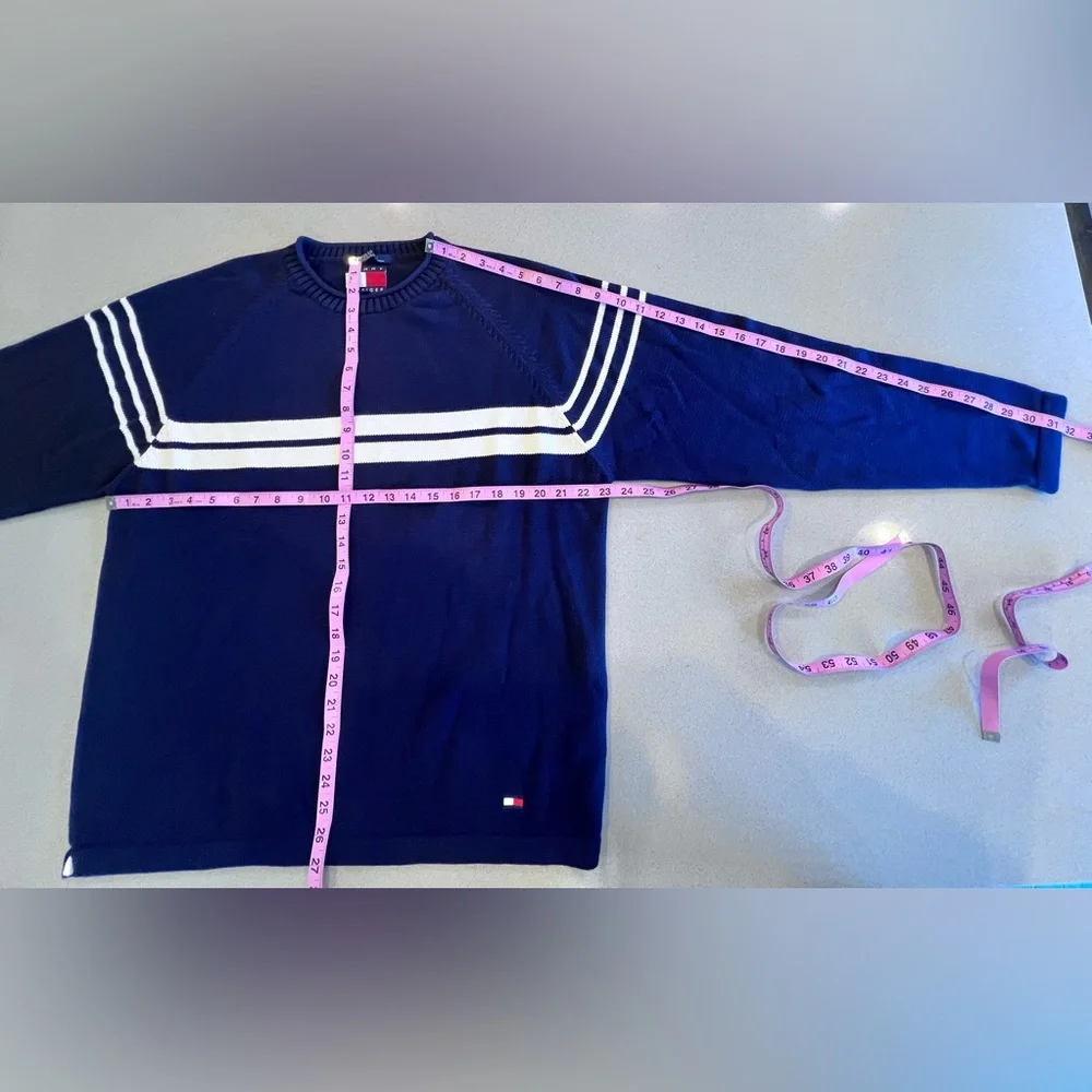 Vintage Tommy Hilfiger Men's Sweater in Navy with White Stripes Cotton Sz Large
